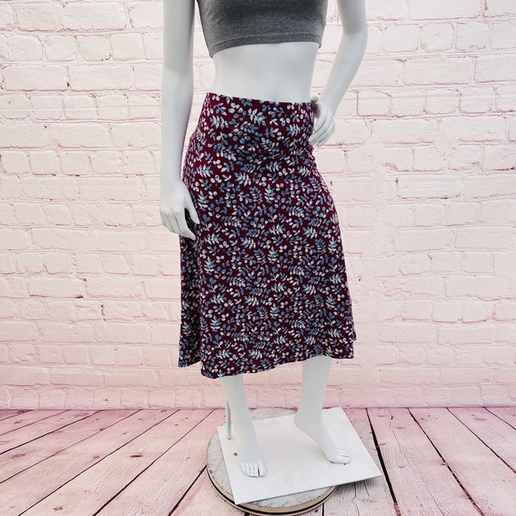 LuLaRoe Dresses & Skirts - Beautiful LuLaRoe NWT Azure  Full Swing Skirt Red Floral Skirt  Size 3XL